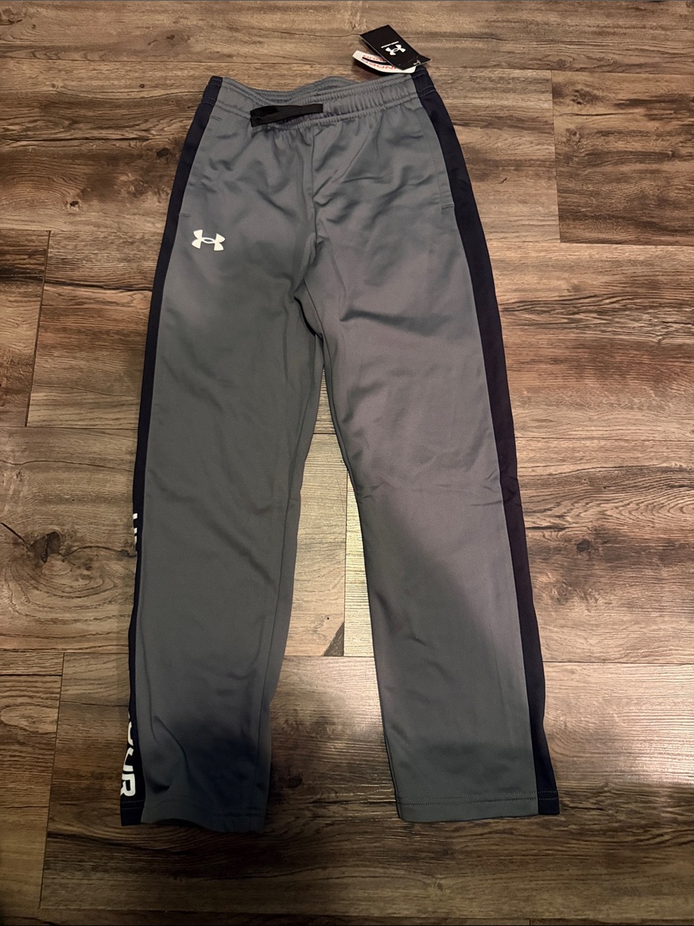 Under Armour Boys Gray Athletic Track Pants. UA Brawler 2.0. YM